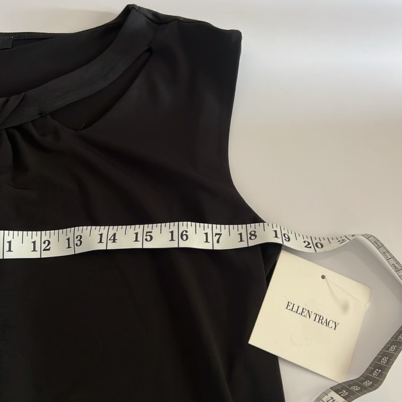 NWT Ellen Tracy Black Top Size: M - Picture 5 of 6